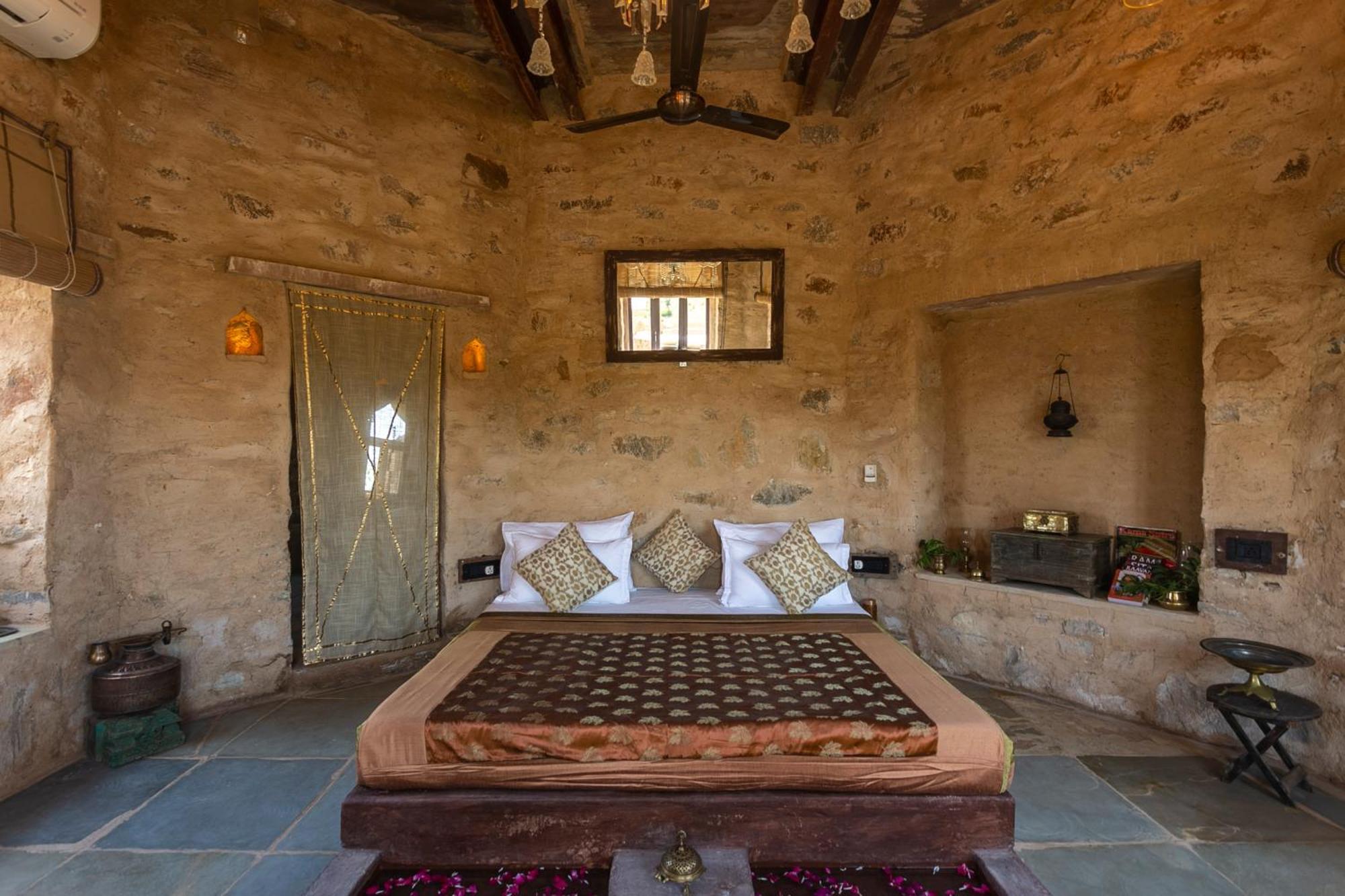 Manmatha A Luxury Retreat Bed & Breakfast Udaipur Dış mekan fotoğraf