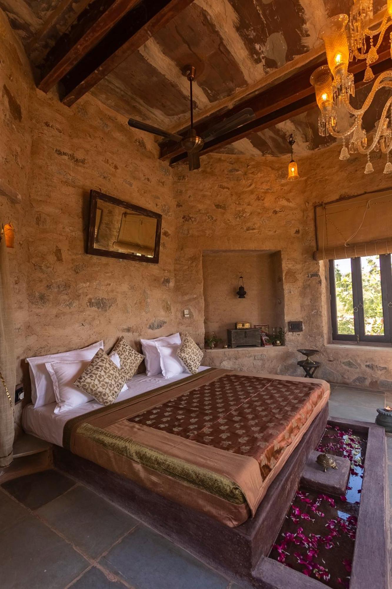 Manmatha A Luxury Retreat Bed & Breakfast Udaipur Dış mekan fotoğraf