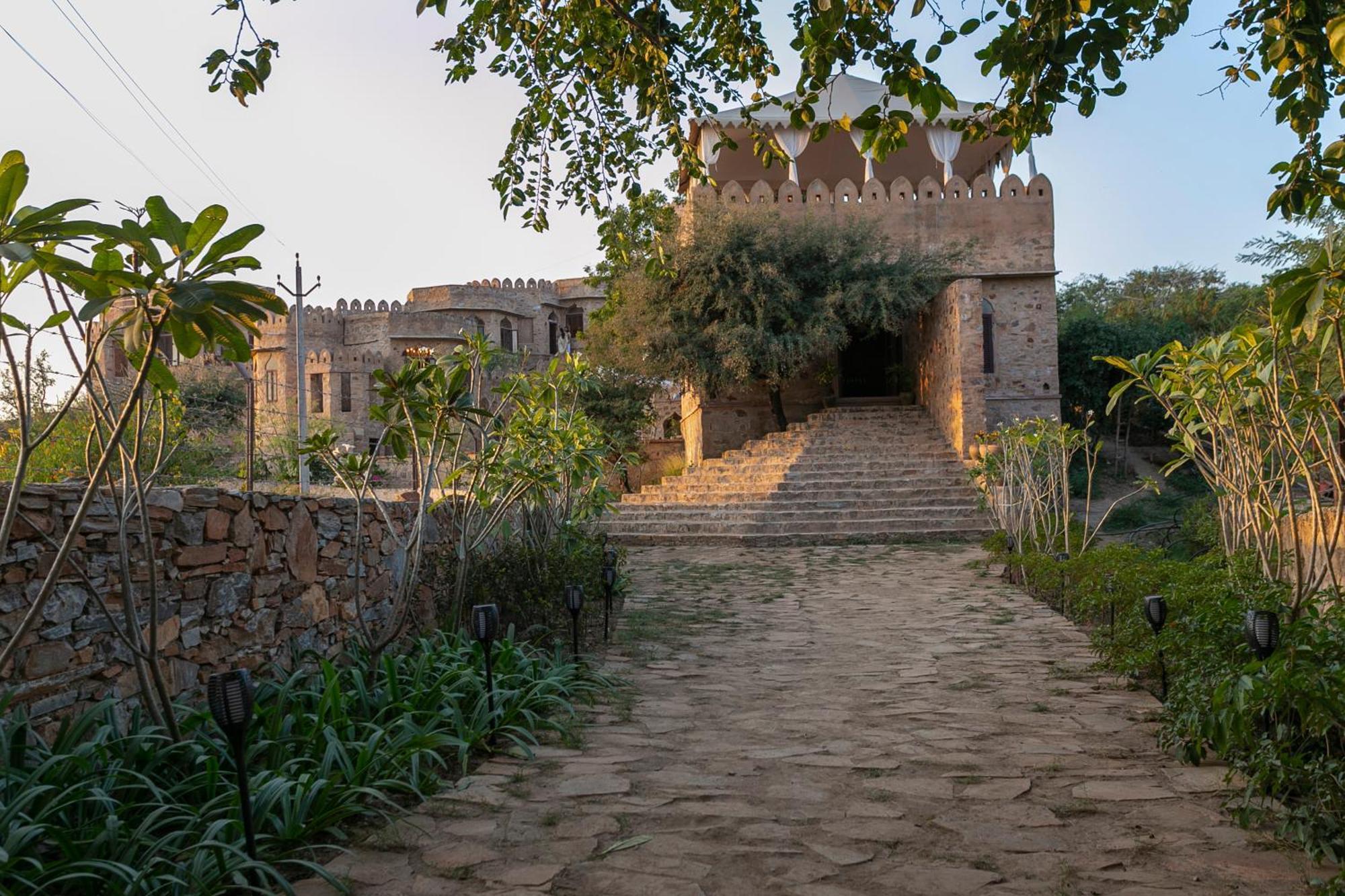 Manmatha A Luxury Retreat Bed & Breakfast Udaipur Dış mekan fotoğraf