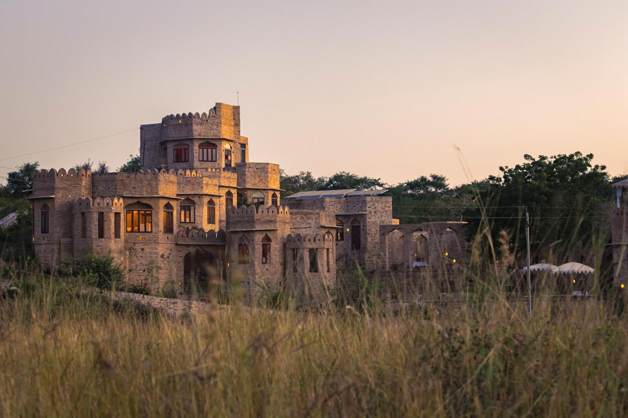 Manmatha A Luxury Retreat Bed & Breakfast Udaipur Dış mekan fotoğraf