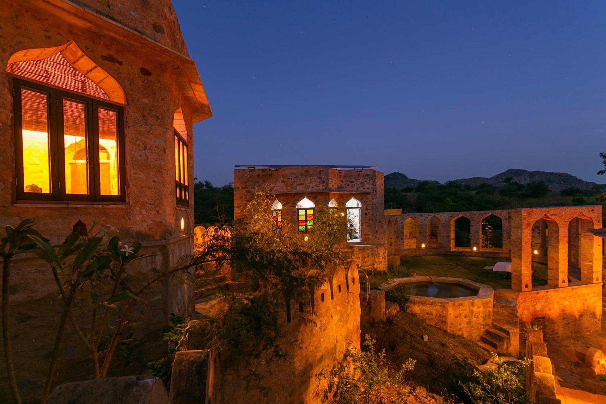 Manmatha A Luxury Retreat Bed & Breakfast Udaipur Dış mekan fotoğraf